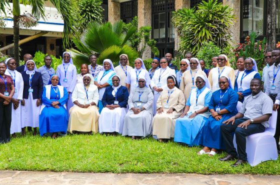 Reflecting AOSK Strategic Plan: Inside the May Evaluation Meeting